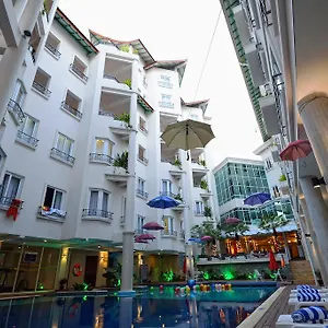 https://holiday-villa-nataya.hotelssihanoukville.net